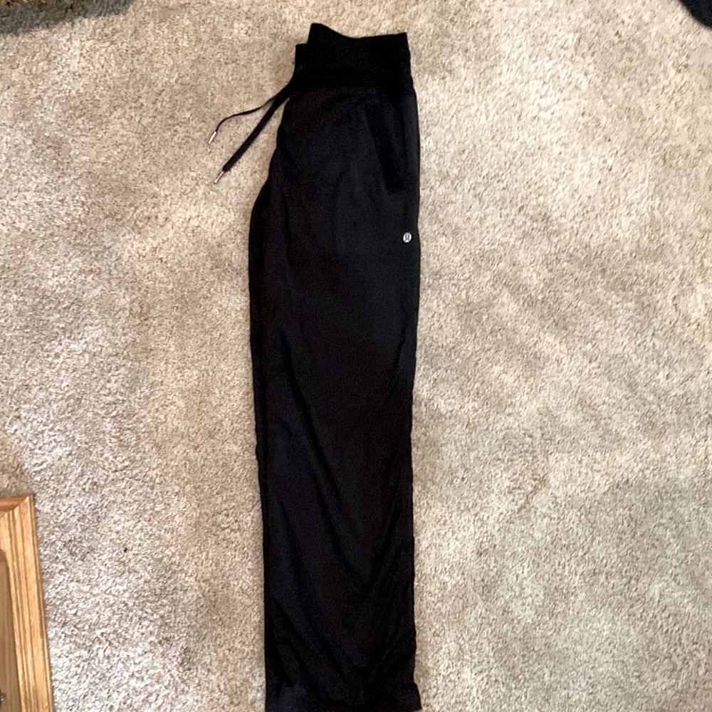 Lululemon athletic pants